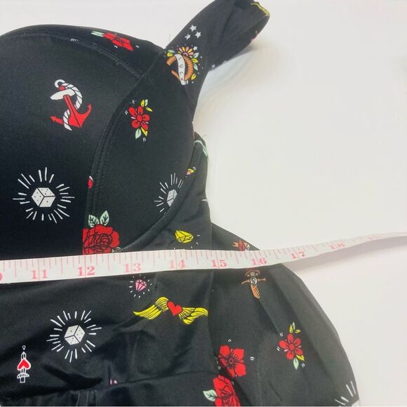 Torrid Underwire Push Up Peplum One Piece Swimsuit Size 1 1X Black Tattoo Dagger - Picture 6 of 9